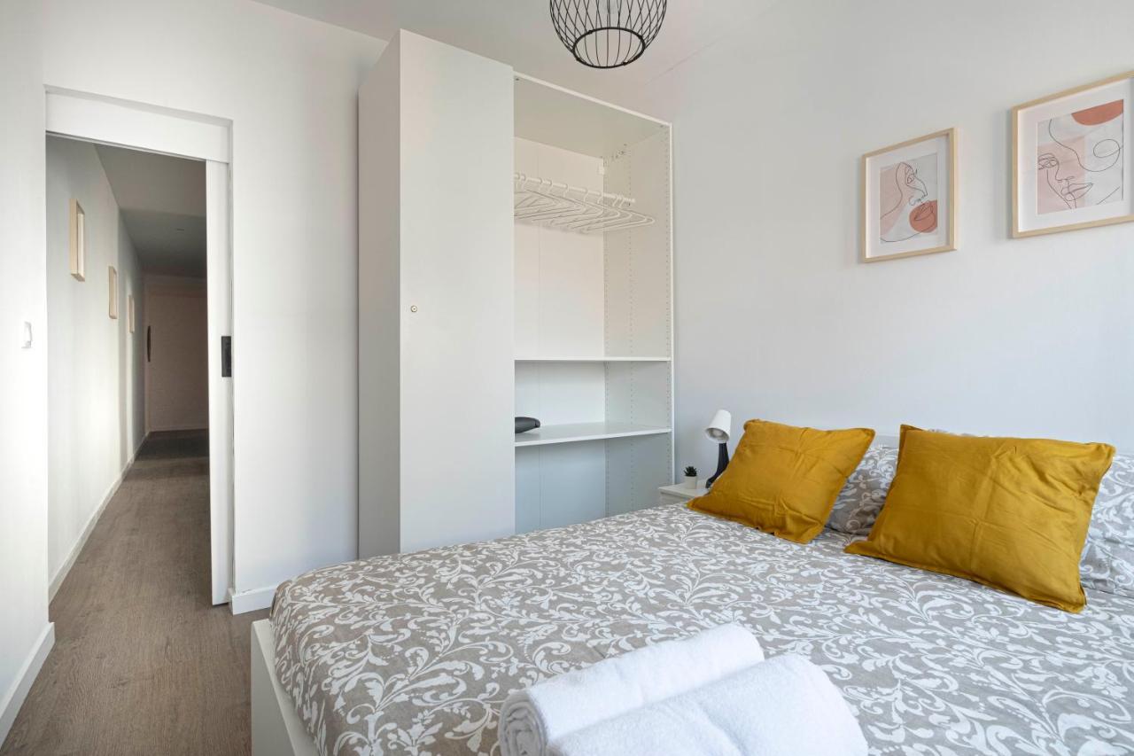 Apartment Beach Picasso Sant Adria de Besos Exterior foto